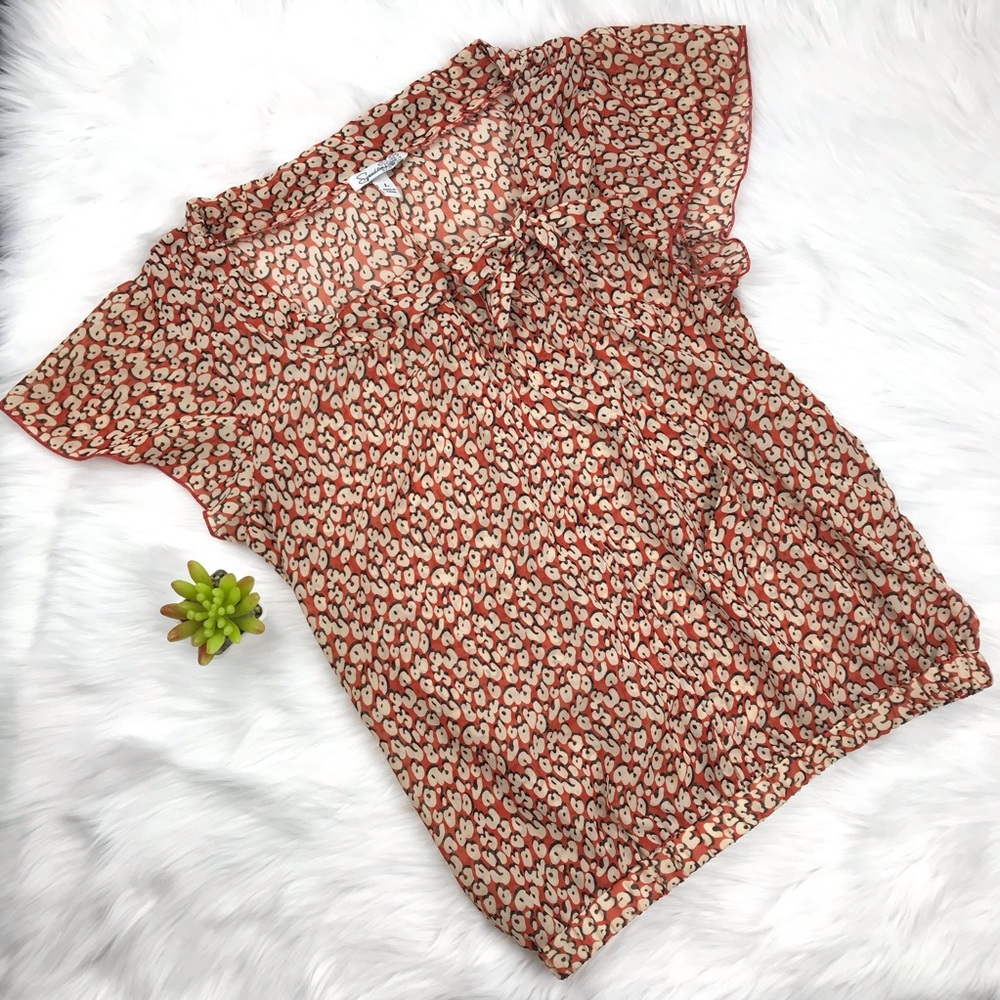 Speechless Sheer Flutter Sleeve Tie Detail Top Med